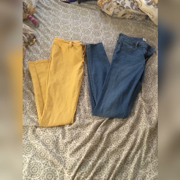 Clothing - Picture 5 of 8